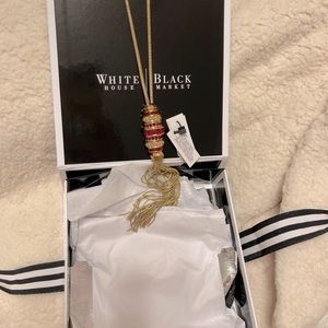 NWT White House Black Market Necklace